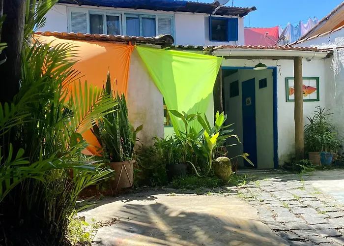 Casa Lee Hostel